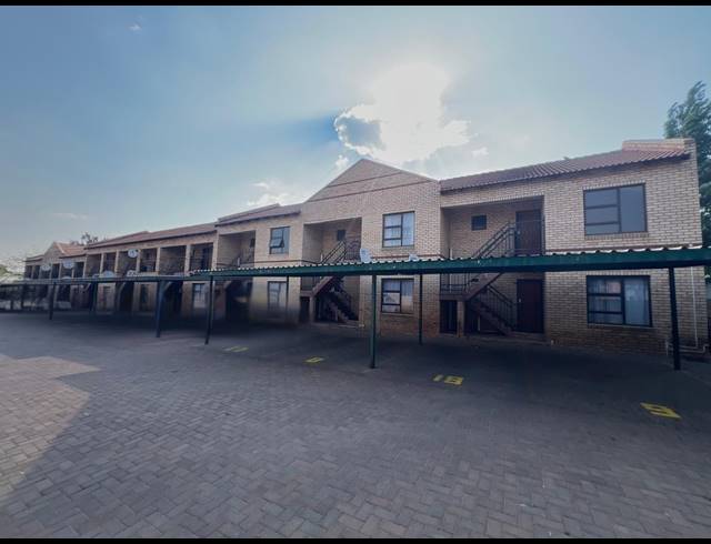 2 BEDROOM APARTMENT BLOCK FOR SALE IN HEIDELBERG CENTRAL